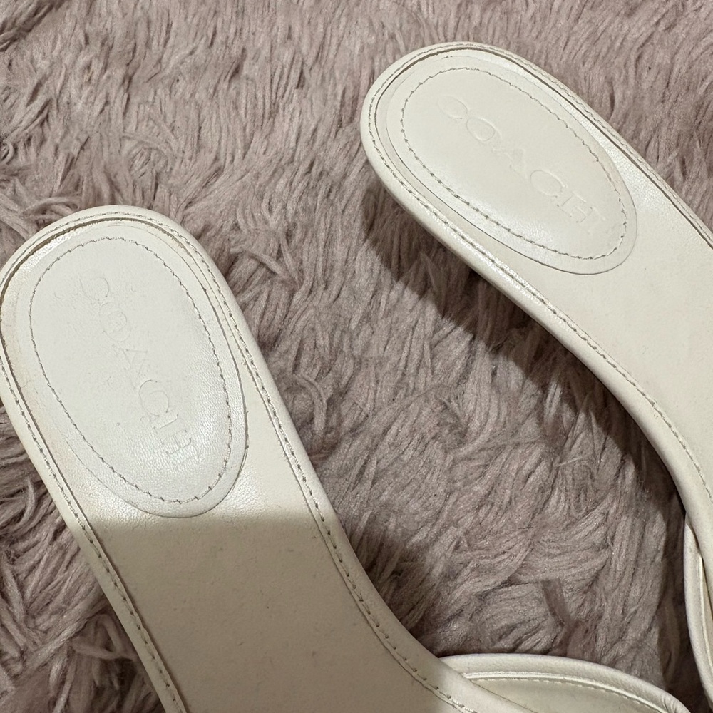 Coach Women's Margot Heels - Picture 2 of 5
